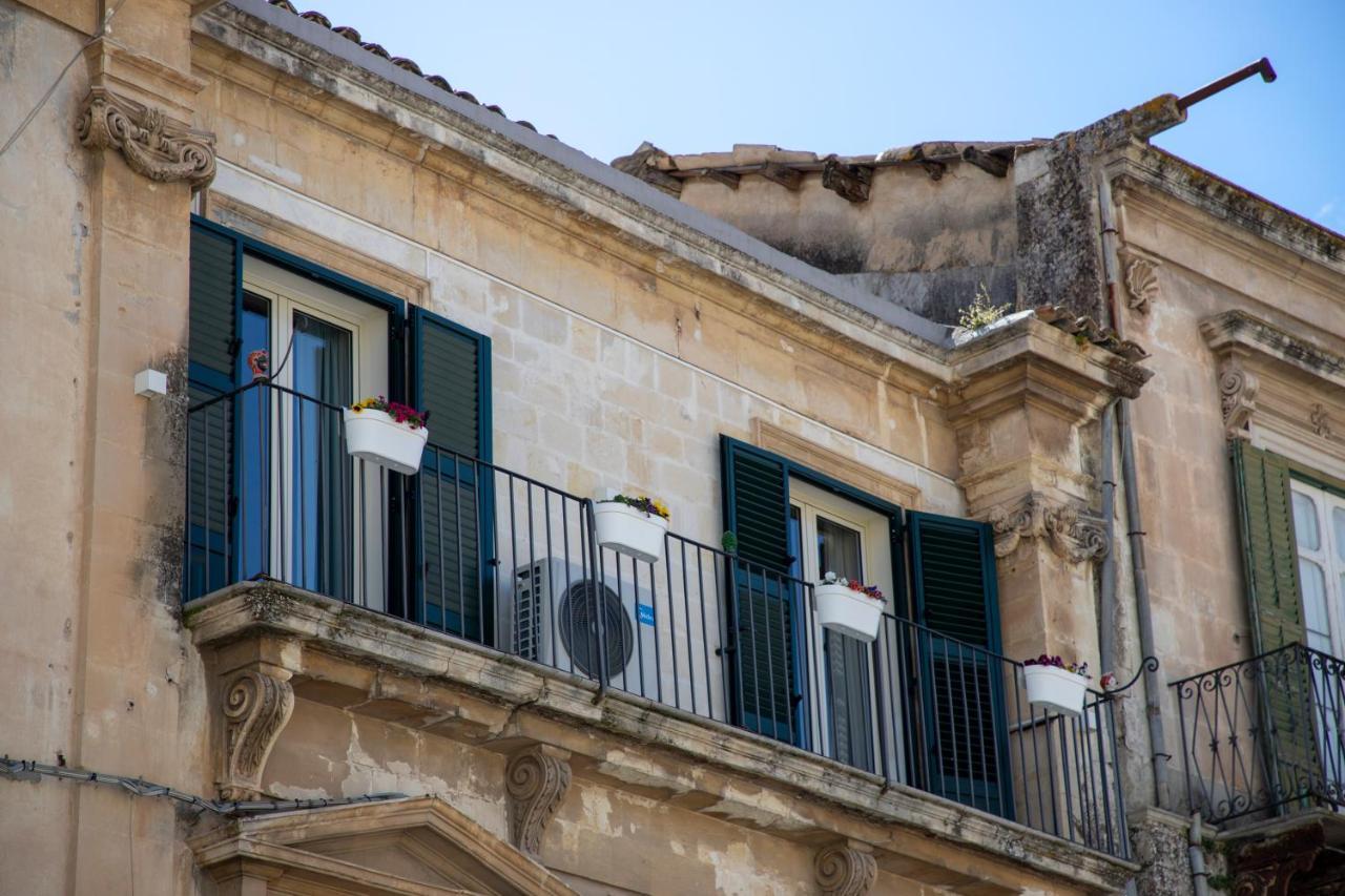 Casa Vacanza Da Dina Módica Exterior foto